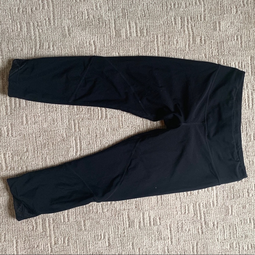 Black Cropped Leggings